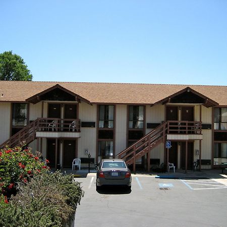 Jamestown Railtown Motel Exteriör bild