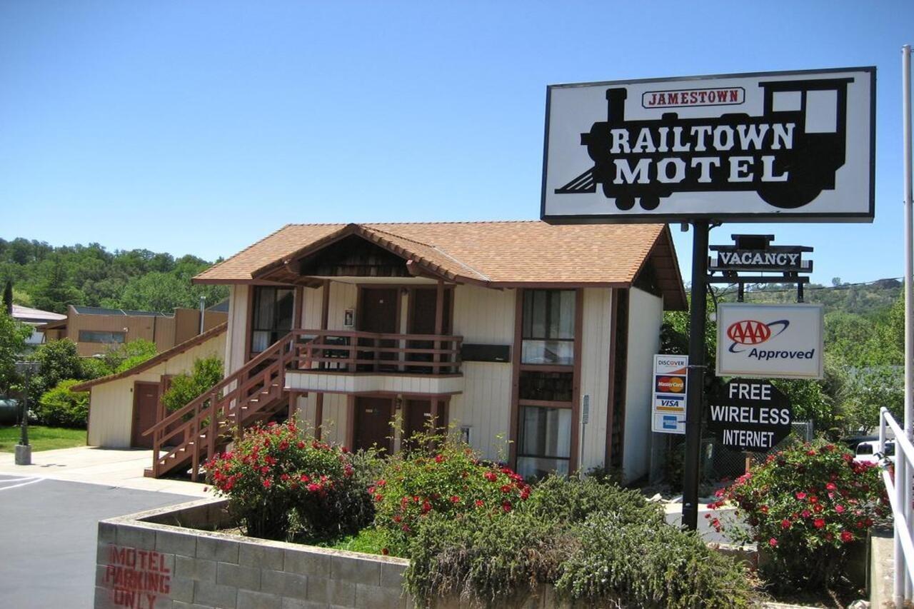 Jamestown Railtown Motel Exteriör bild