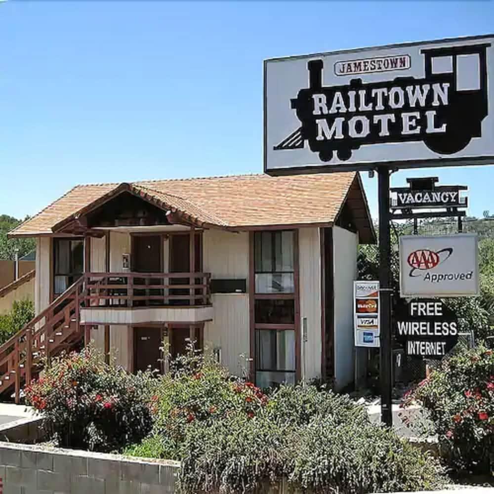 Jamestown Railtown Motel Exteriör bild