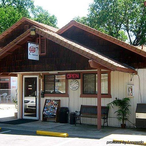 Jamestown Railtown Motel Exteriör bild